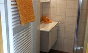 Dusche, WC, Waschplatz