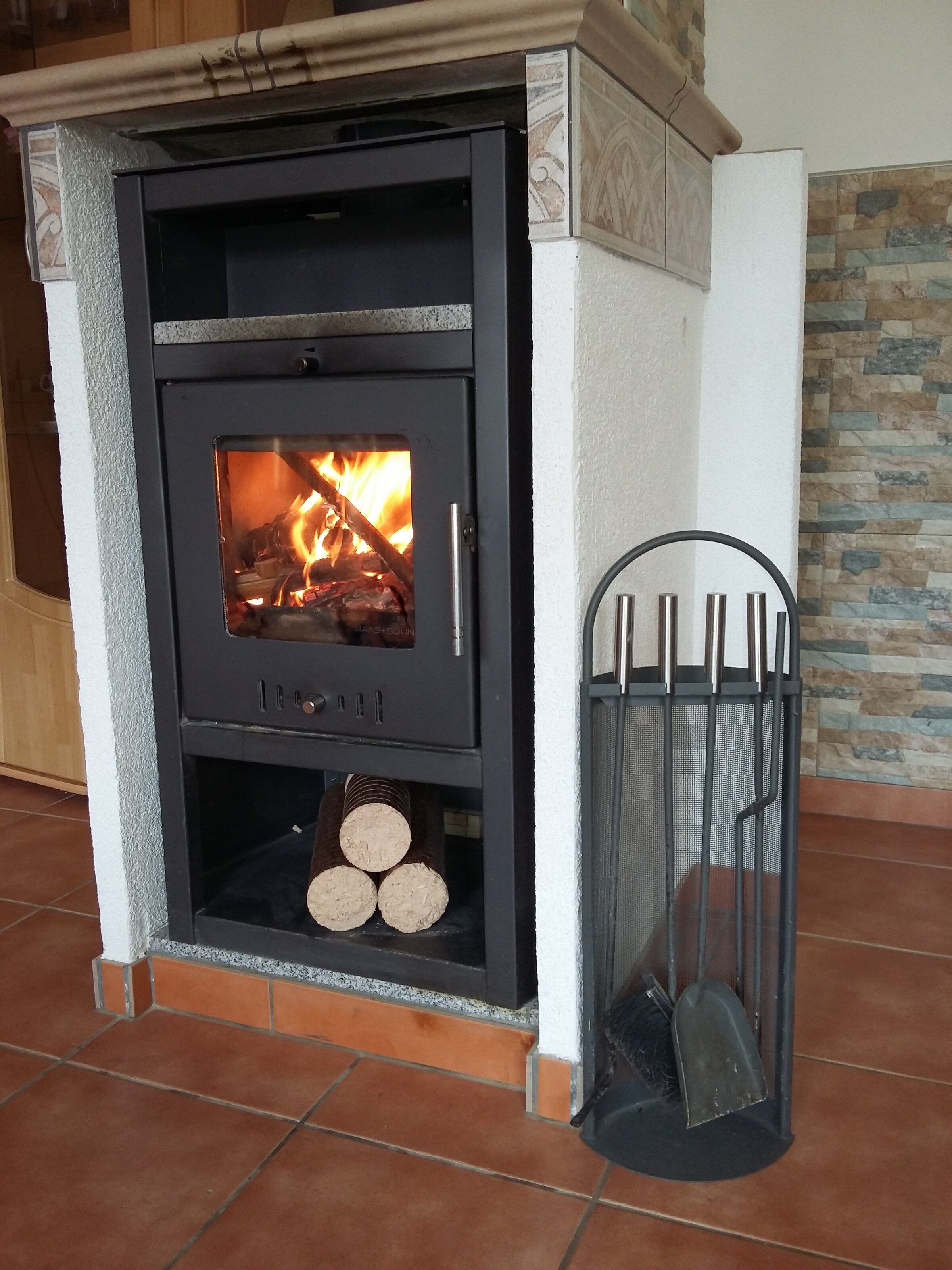 free wood for heating