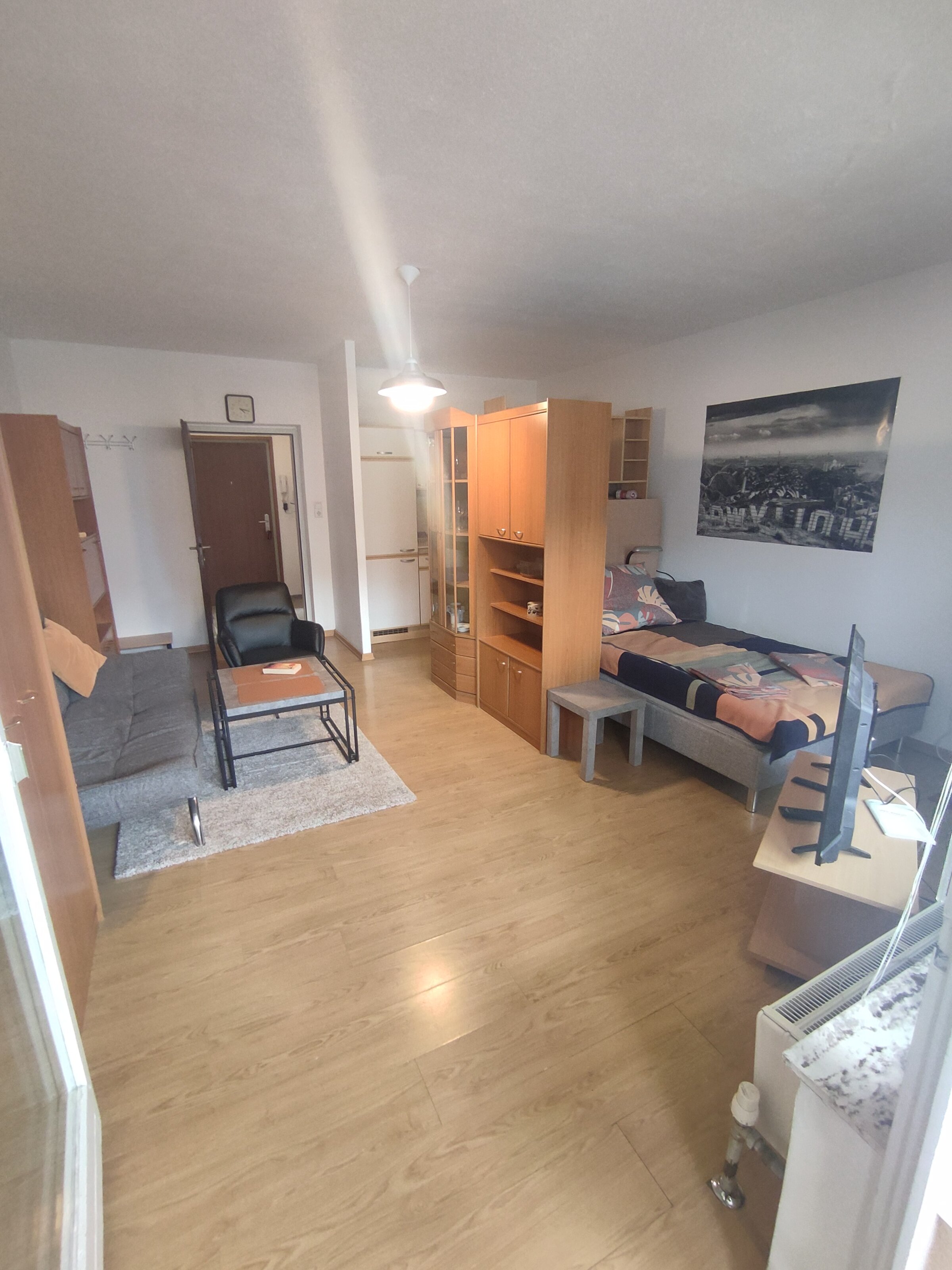 Gesamter Wohn- und Schlafbereich