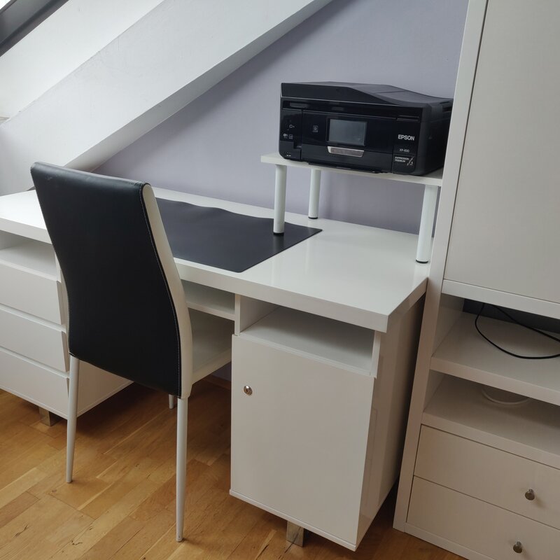 Schreibtisch im Wohnbereich