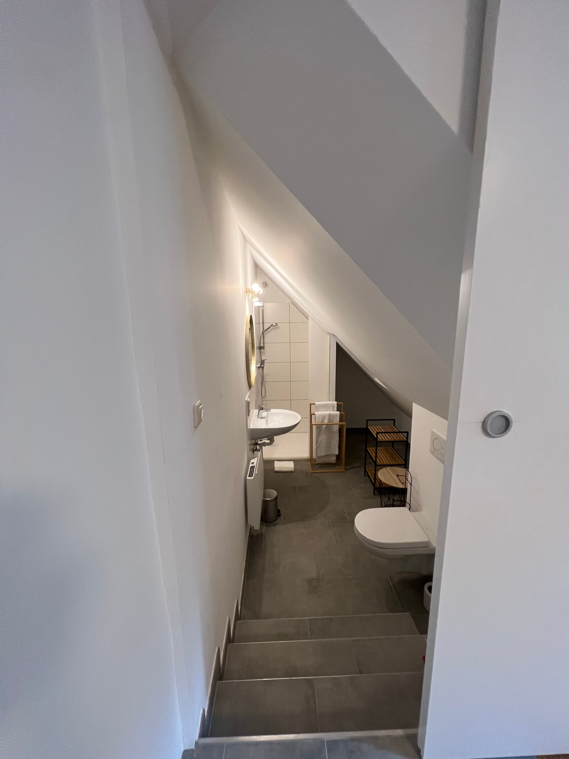 Dusche, Toilette | © globe.birdz