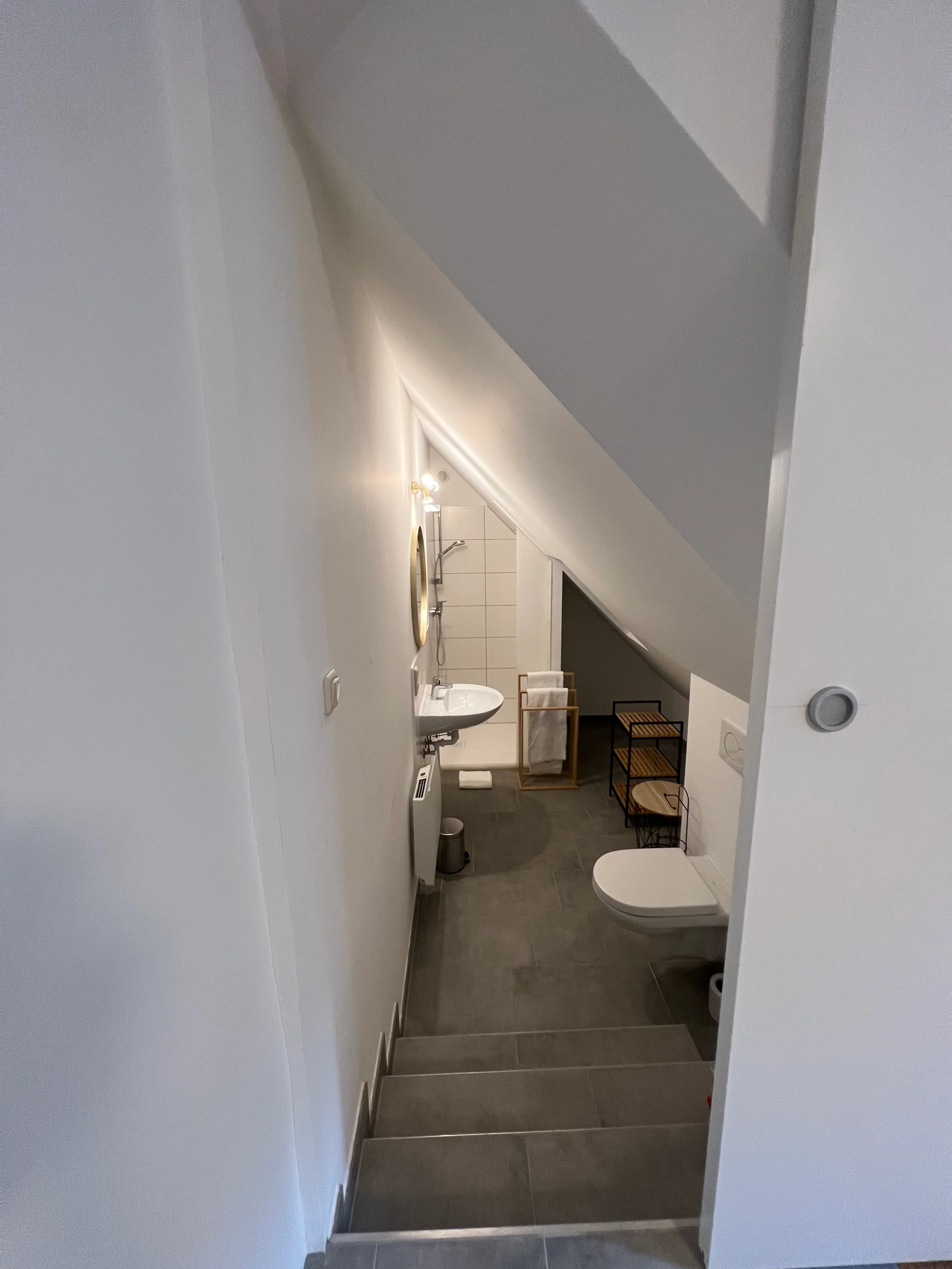 Dusche, Toilette | © globe.birdz