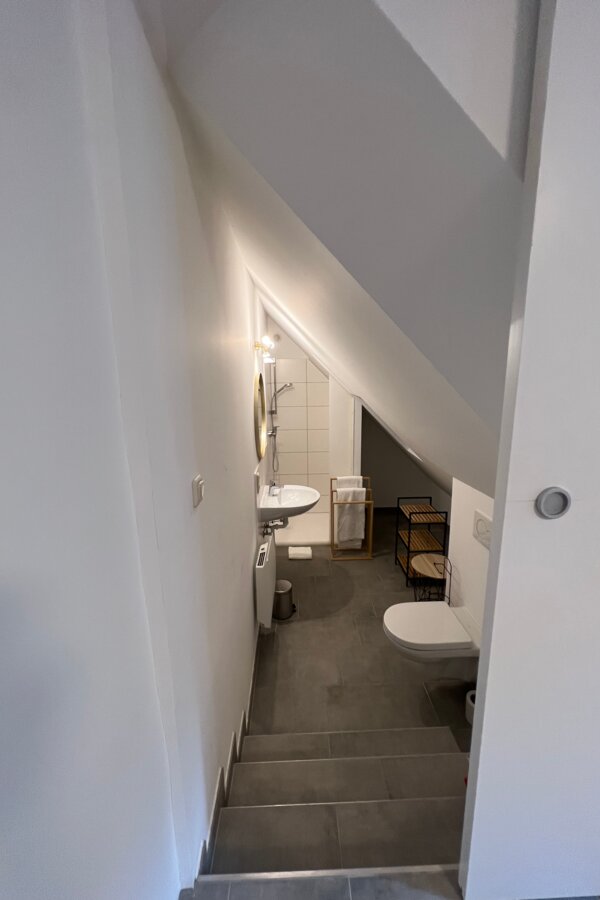 Dusche, Toilette | © globe.birdz