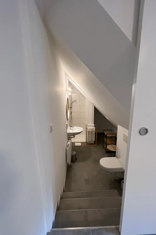 Dusche, Toilette | © globe.birdz