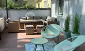 Esslounge, Glasdach | © globe.birdz