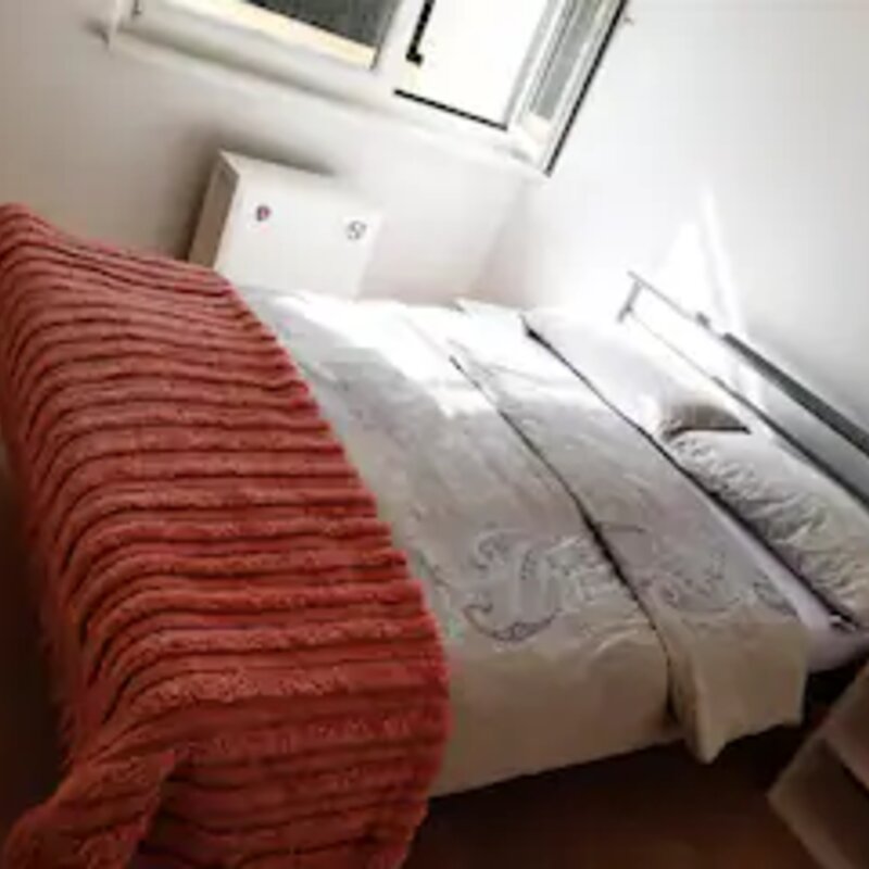 Schlafzimmer 1