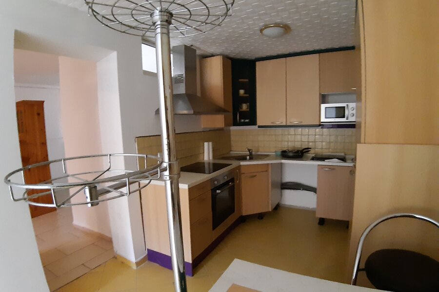 Küche mit Essbereich