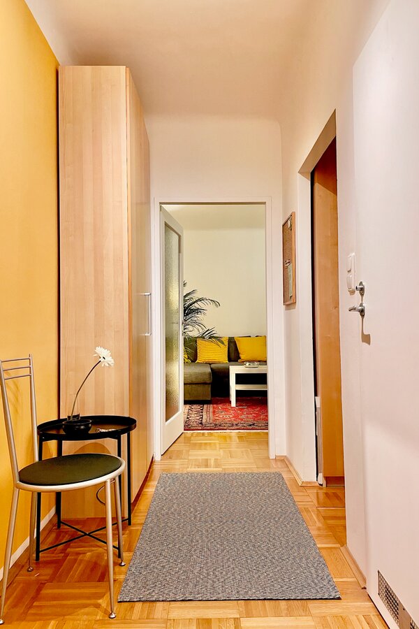 There is enough storage space for your luggage in one of the large wardrobes. | © rb