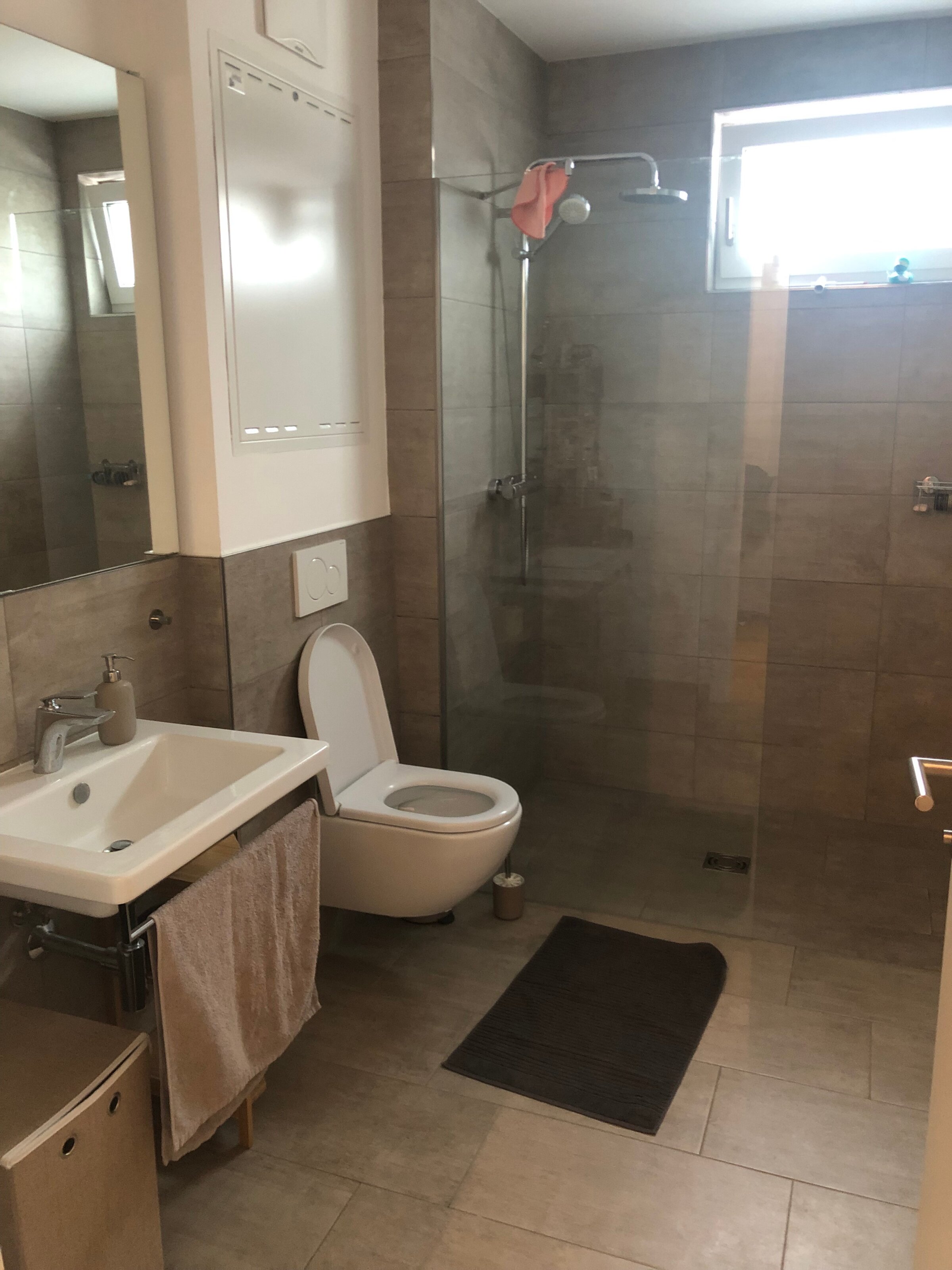 Just a beautiful bathroom