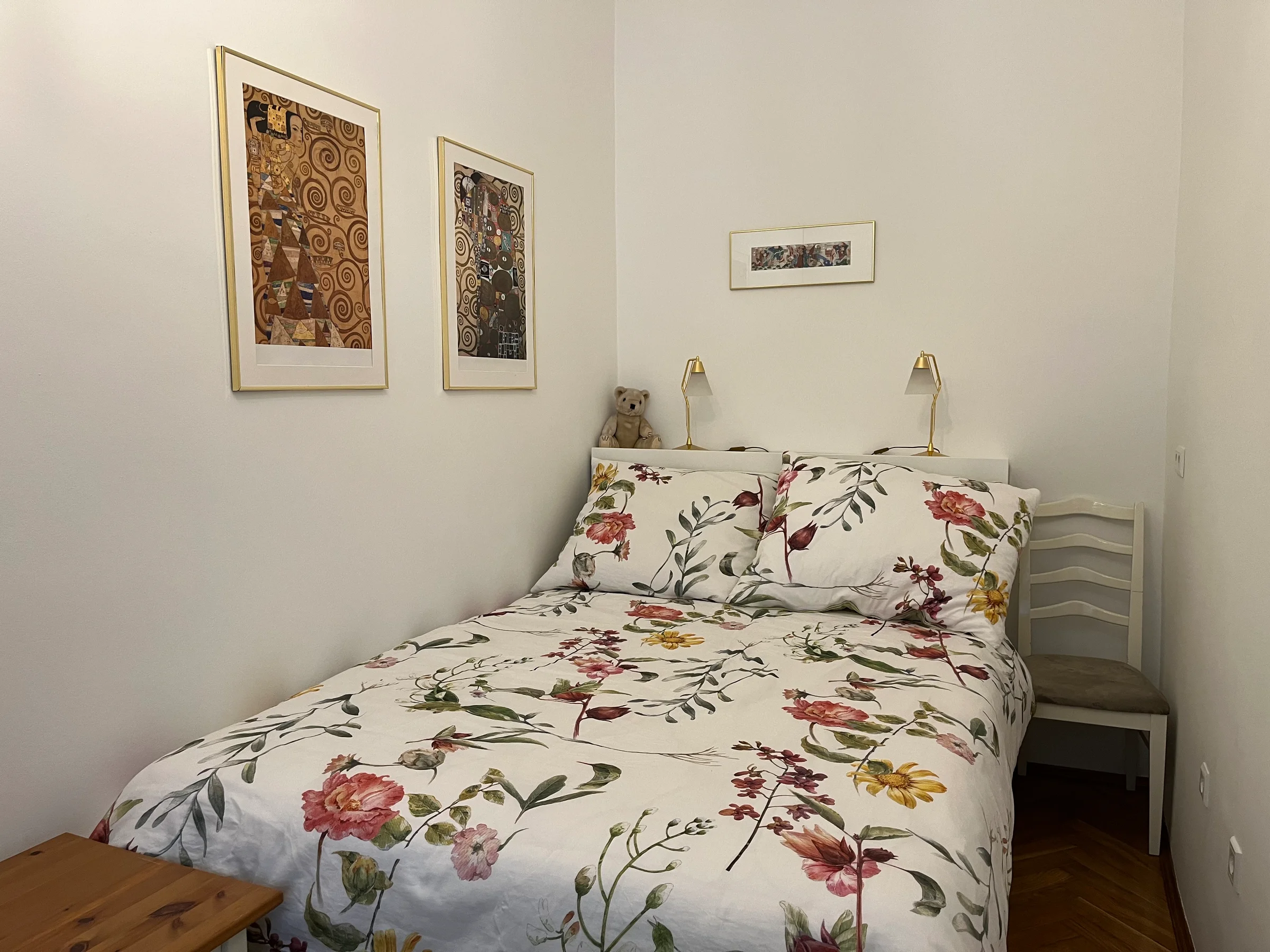 Schlafzimmer 1 