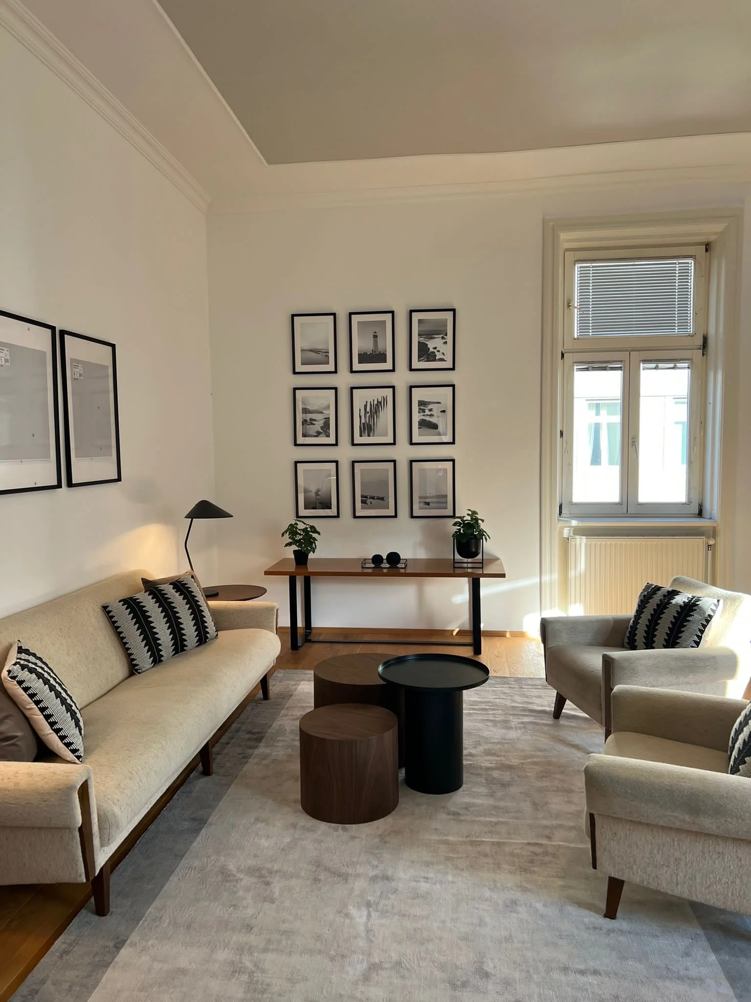 Sofa und Sesselgruppe