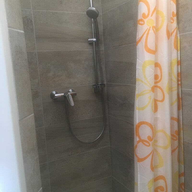 Dusche im Bad