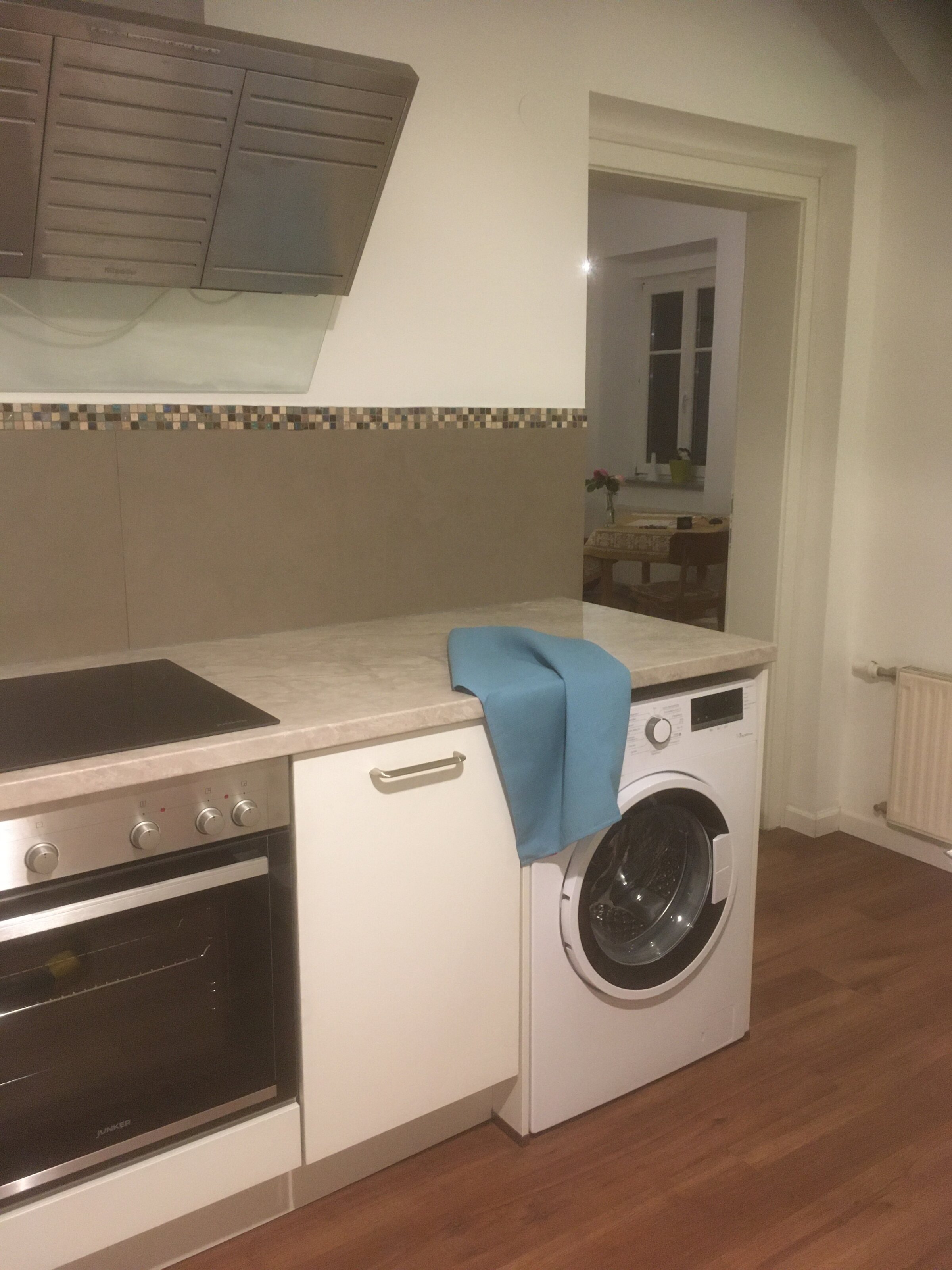 Herd, Dunstabzug Miele, Waschmaschine