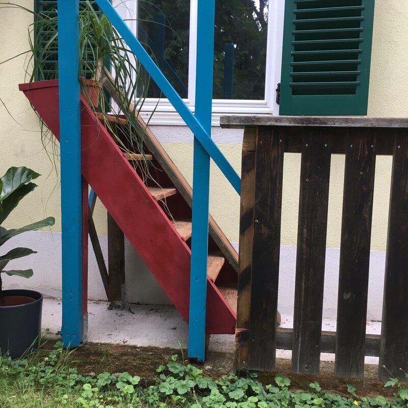 kleine Balkon- Terrrasse