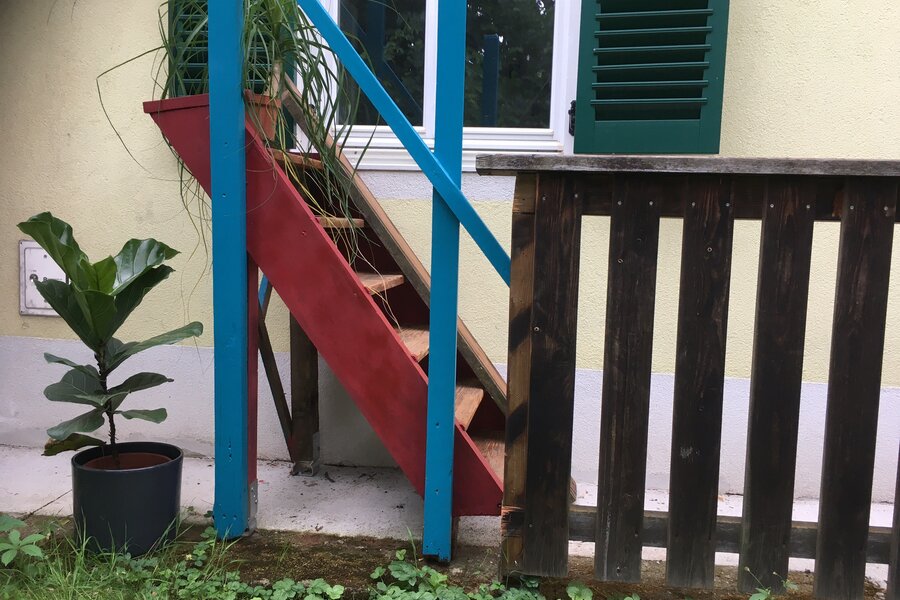 kleine Balkon- Terrrasse