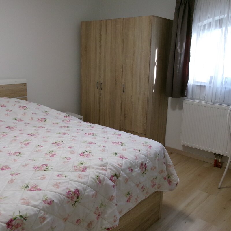 Schlafzimmer (180x200) | © rh