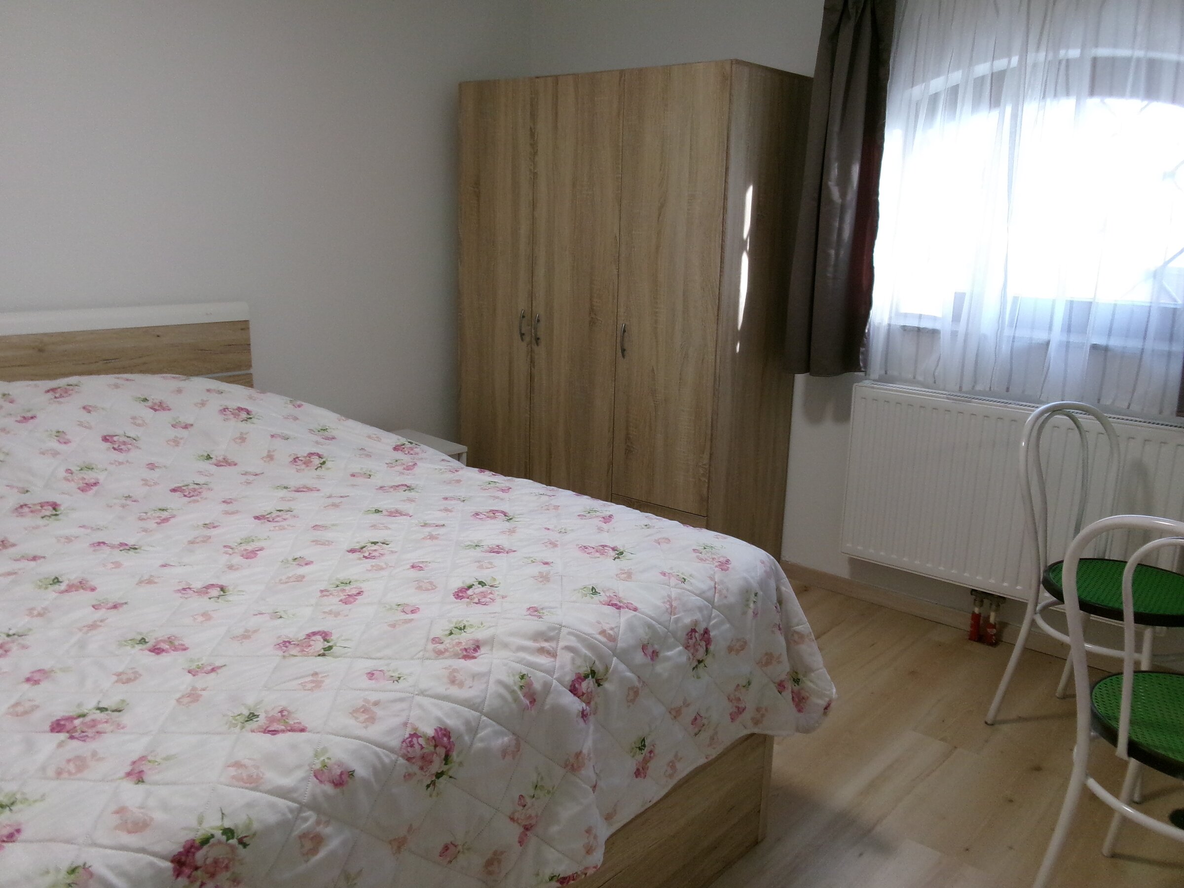 Schlafzimmer (180x200) | © rh