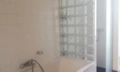 Badewanne und Dusche | © Martina Kuso