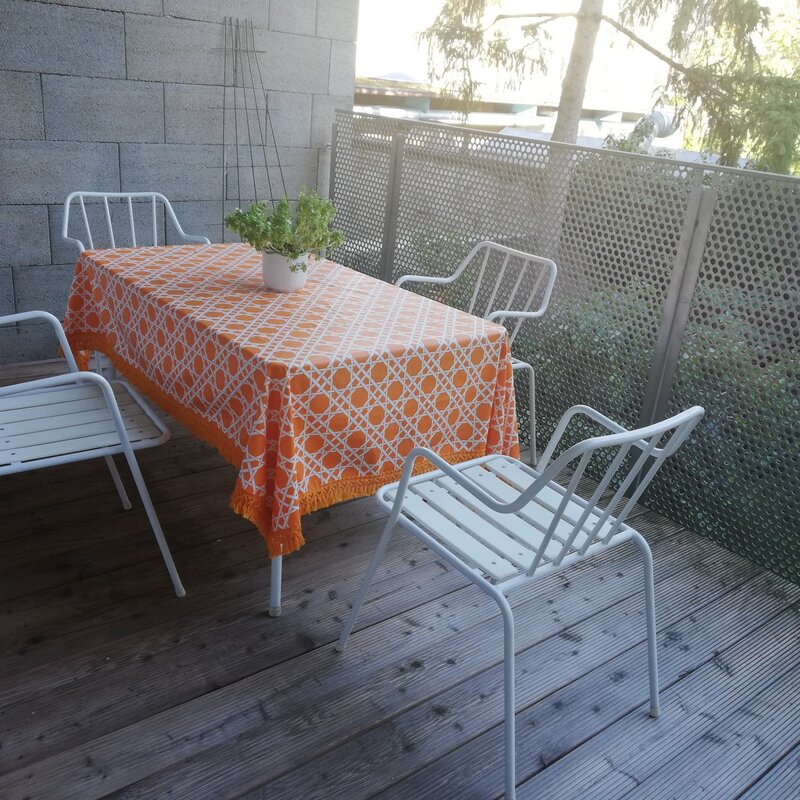 Terrace table
