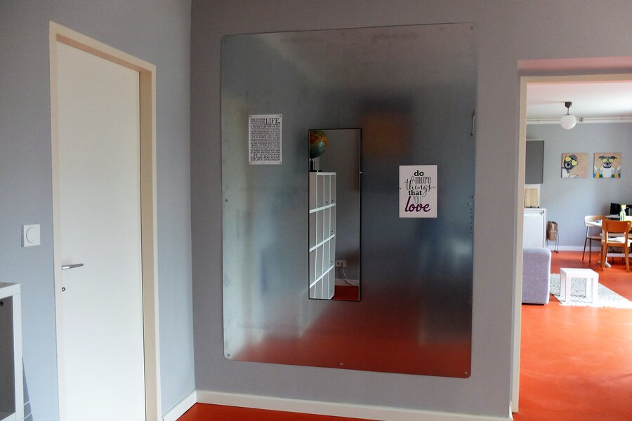 Spiegel auf Spiegel im Schlafzimmer