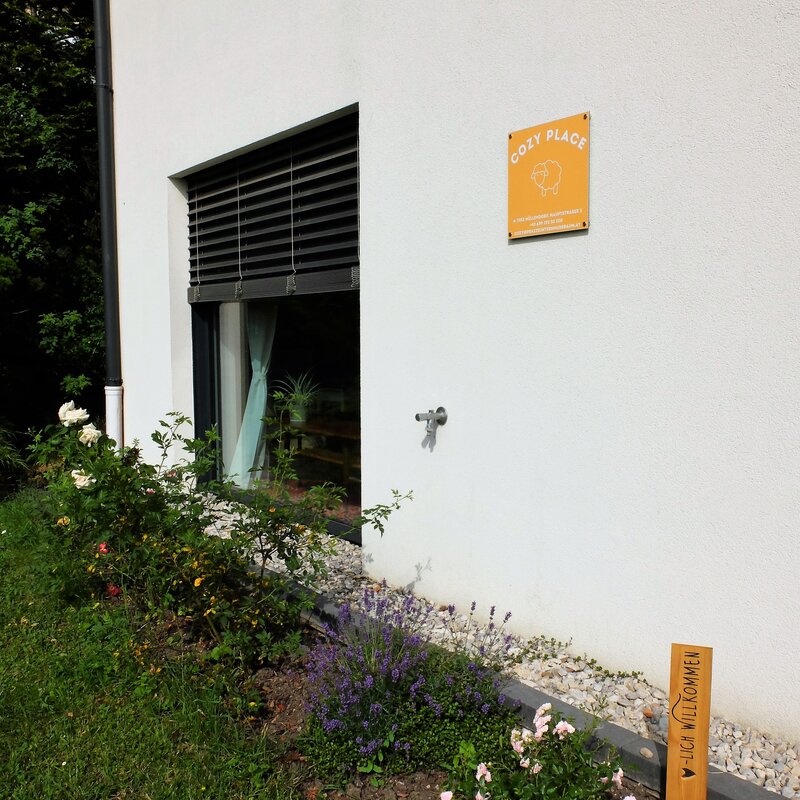 Garten, Schlafzimmerfenster von außen