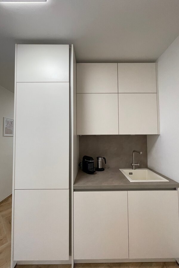 Kühl/Gefrierkombi und Geschirrspüler