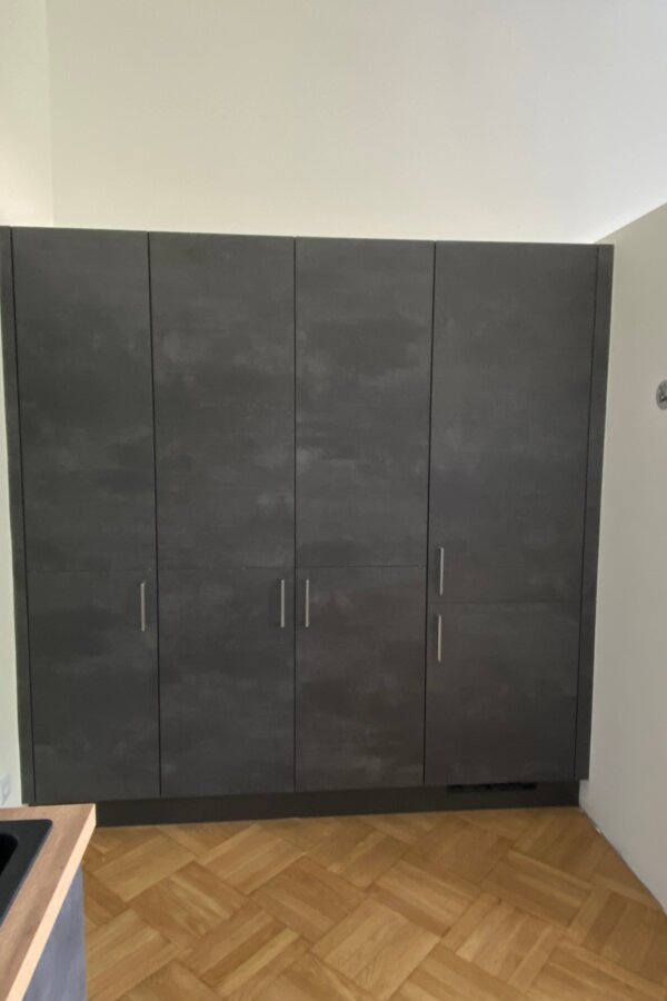 Schrank