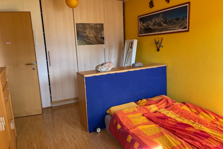 Schlafzimmer für 2 mit großem Kleiderschrank