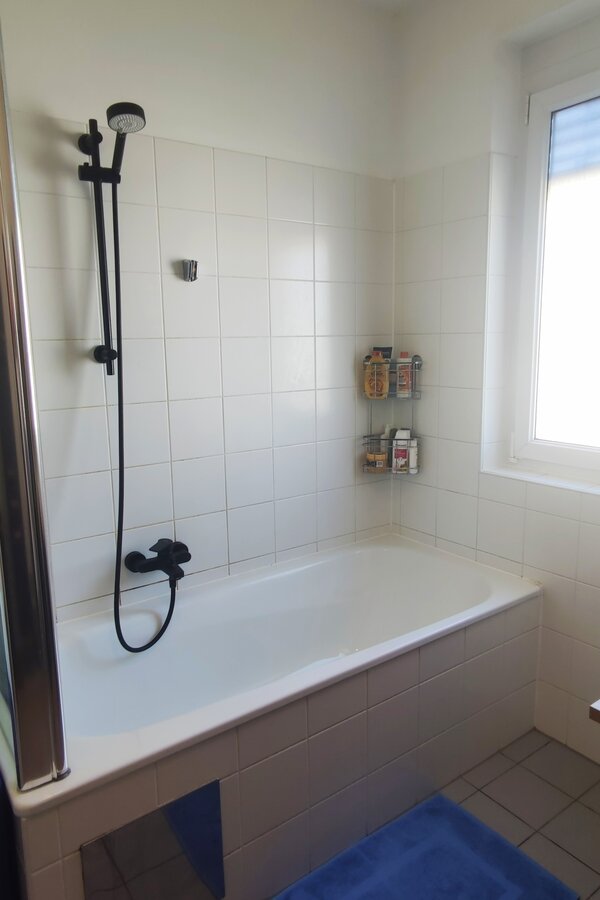 Bathtub