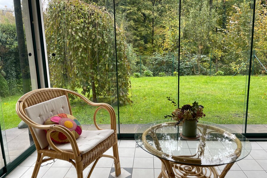 Auch bei Regenwetter dank der Glaswände nutzbar