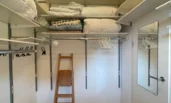 Begehbarer Schrank