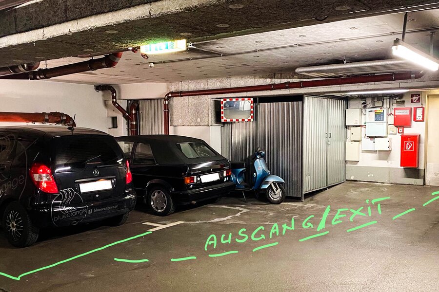 Parkplatz nur ein paar Schritte vom Aufzug