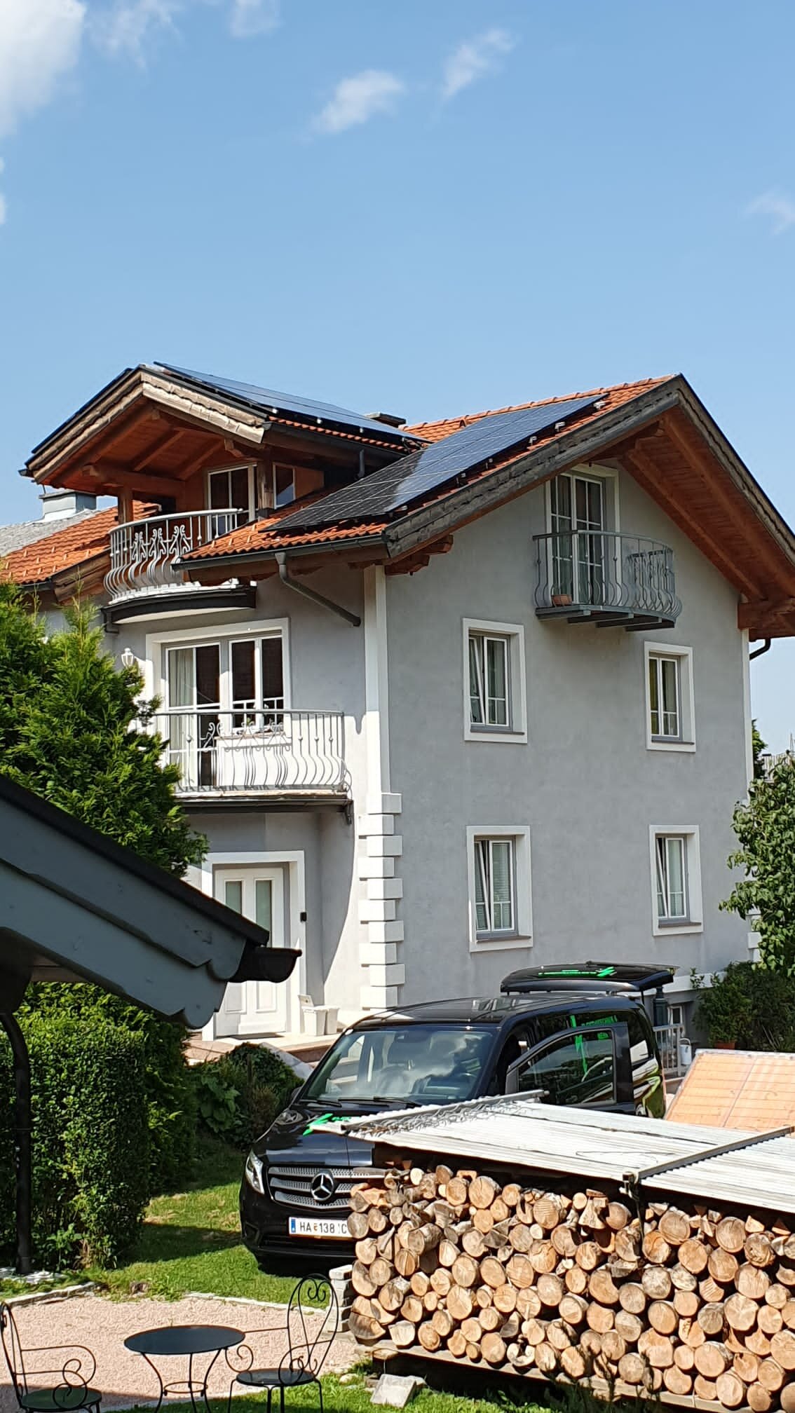 Freistehendes Haus mit Balkon & Solaranlage – 2-Zimmer Wohnung zur Kurzzeitmiete, Wohnen auf Zeit 1 bis 6 Monate, Golling