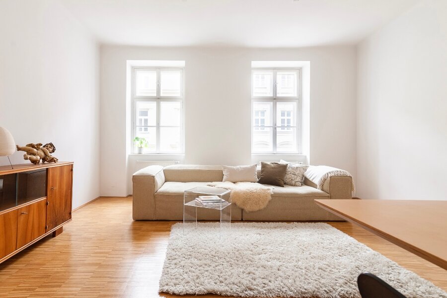 Cozy and spacious living room area connected to the kitchen | © Pia Gärtner