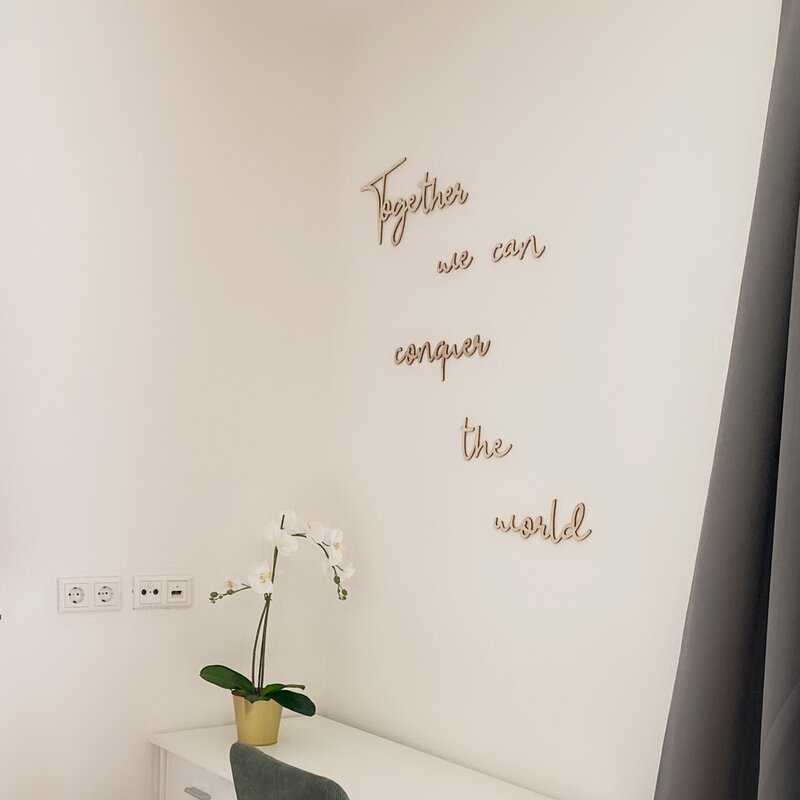 Kleiner Arbeitsbereich im Schlafzimmer 2