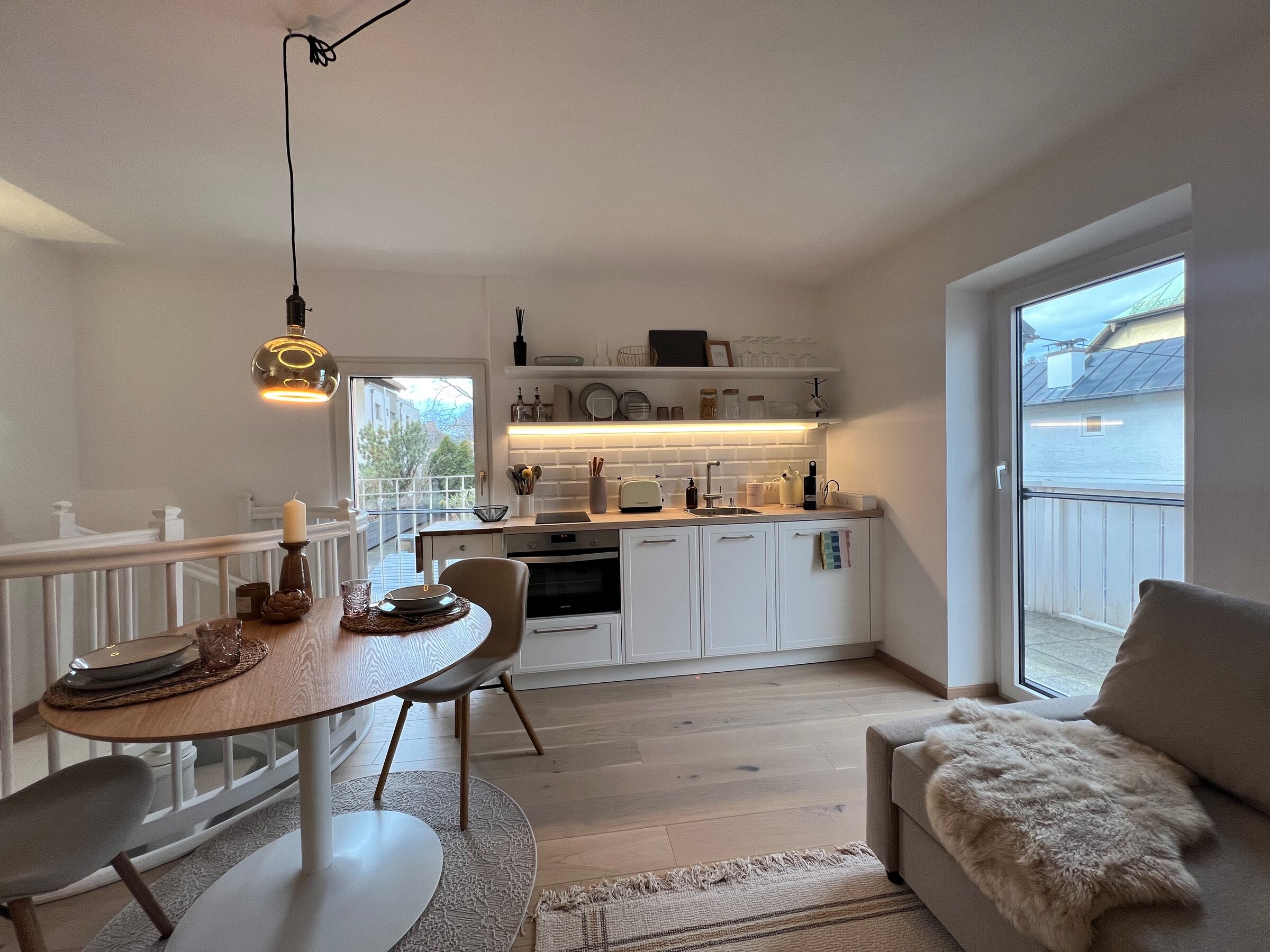 Wohnzimmer,Küche,Essbereich im Obergeschoss