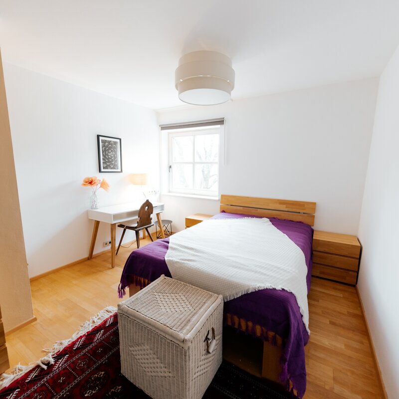 quiet, big bedroom with wooden bed (140x200), writing desk and dresser