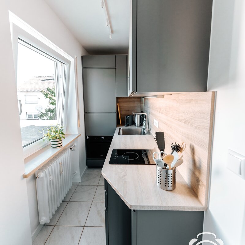 Neue moderne Küche mit Top-Ausstattung.