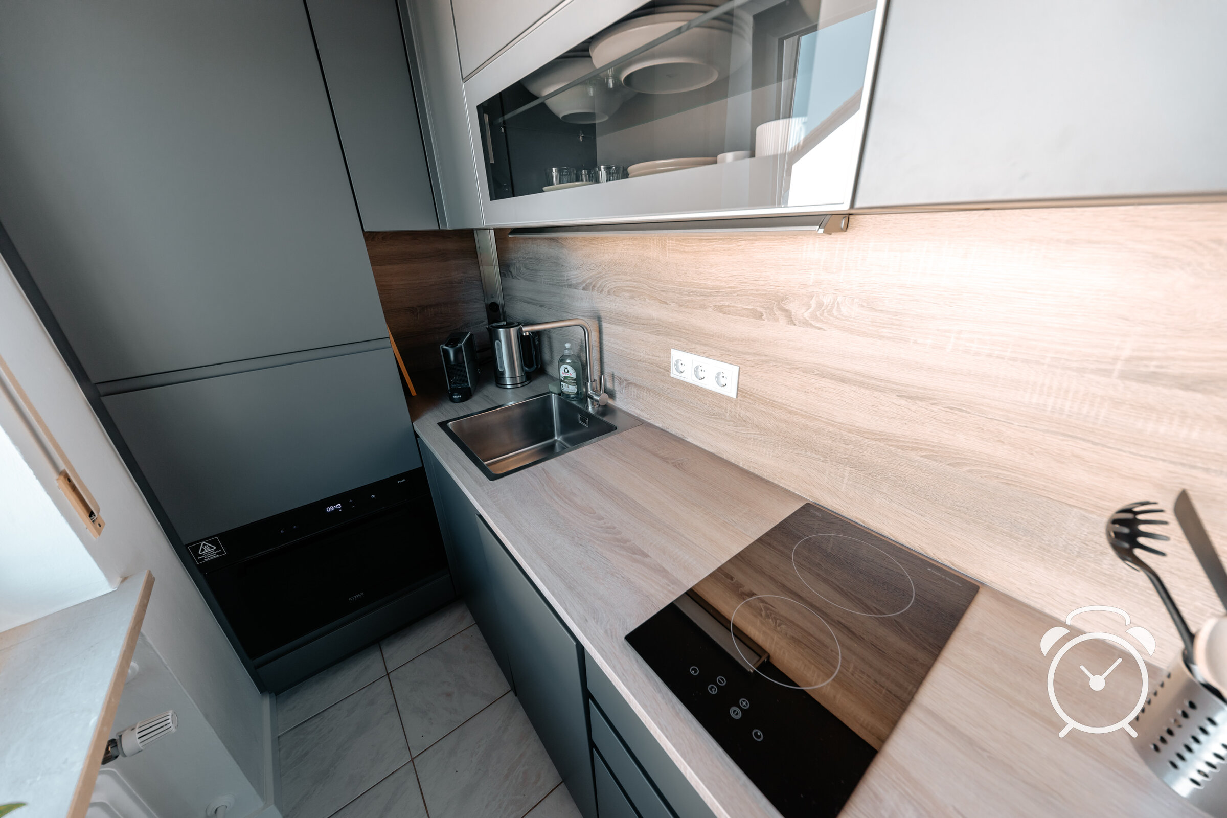 Neue moderne Küche mit Top-Ausstattung.