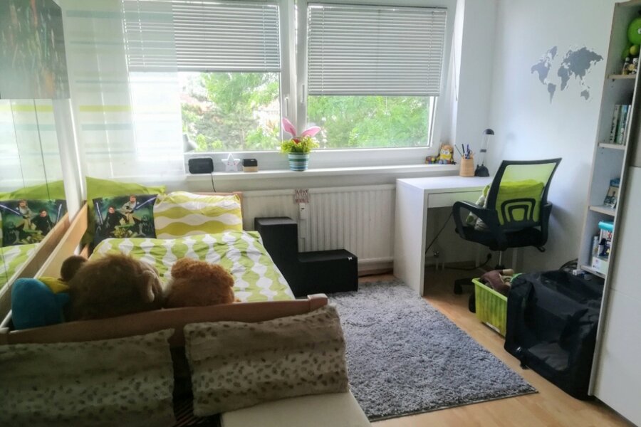 Schlafzimmer mit ausziehbarem Bett