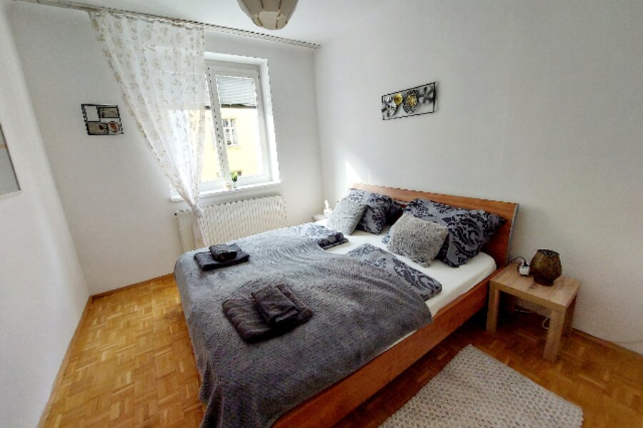 Schlafzimmer 1/Masterbedroom