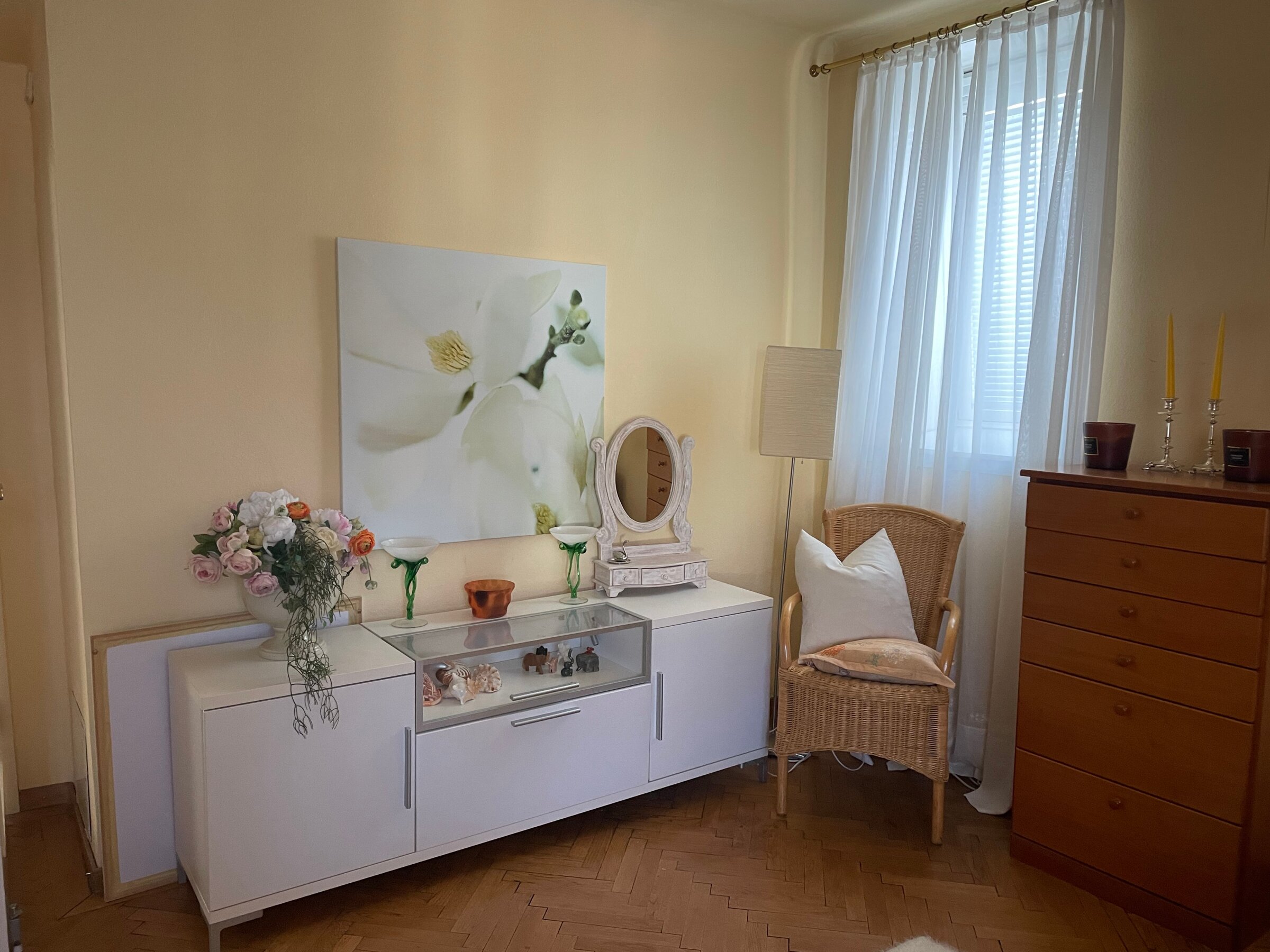 Schlafzimmer 1