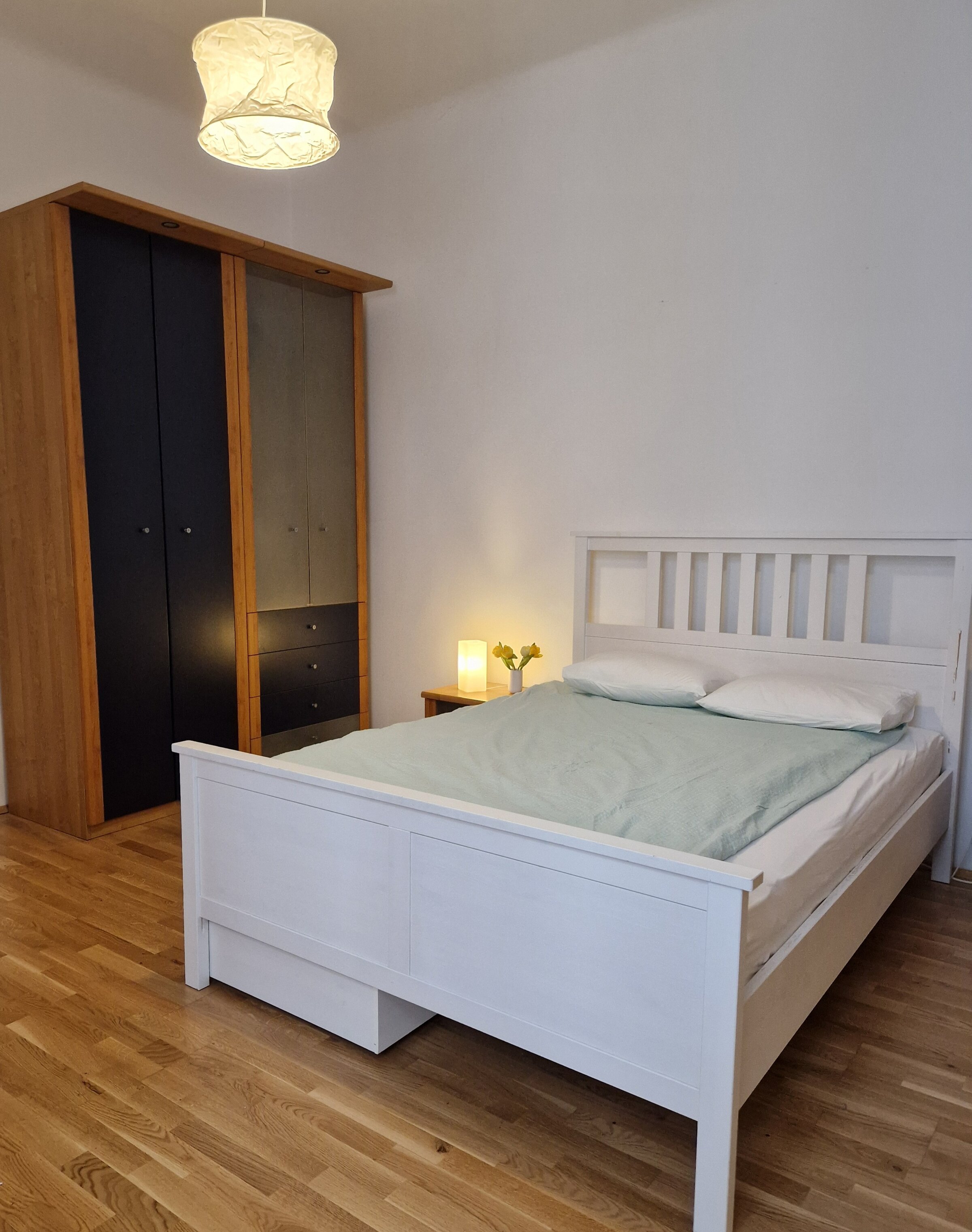 Sleeping room