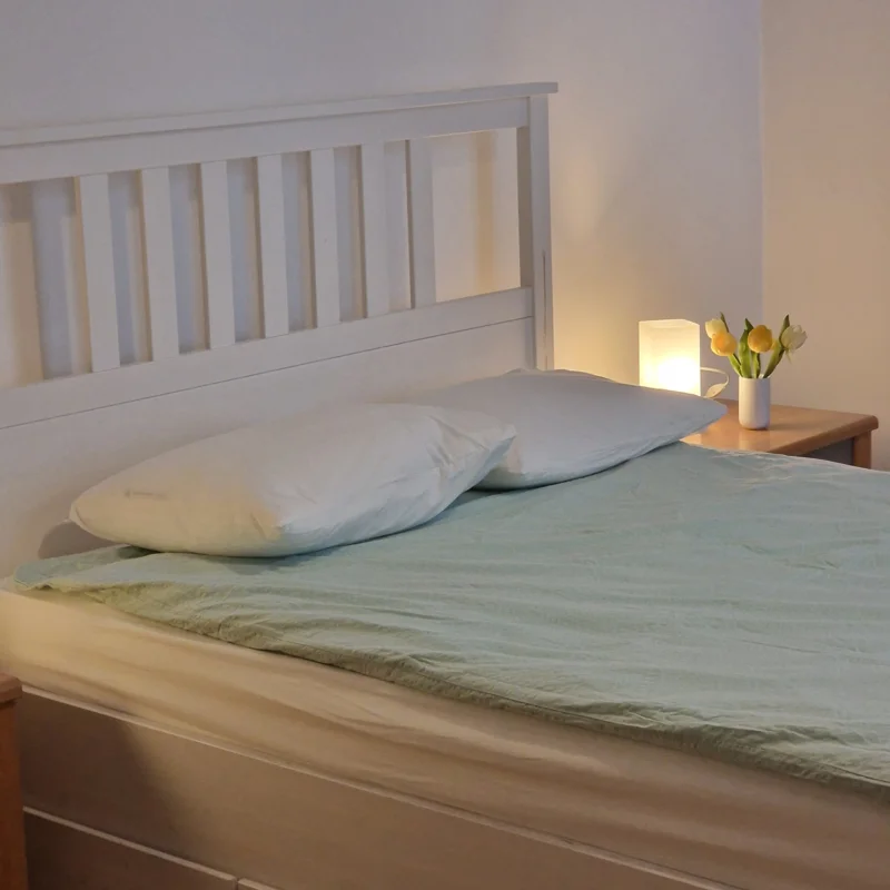 Schlafzimmer Bett 140x200