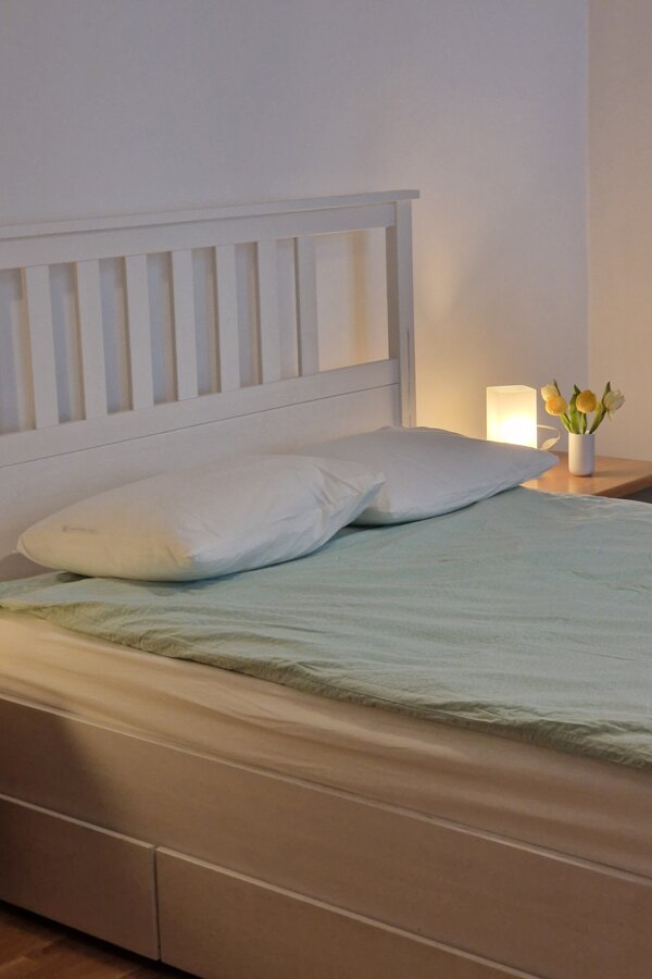 sleeping room 