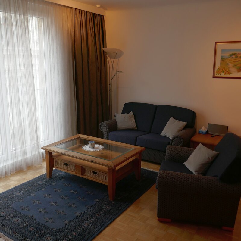 Living and dining room 3