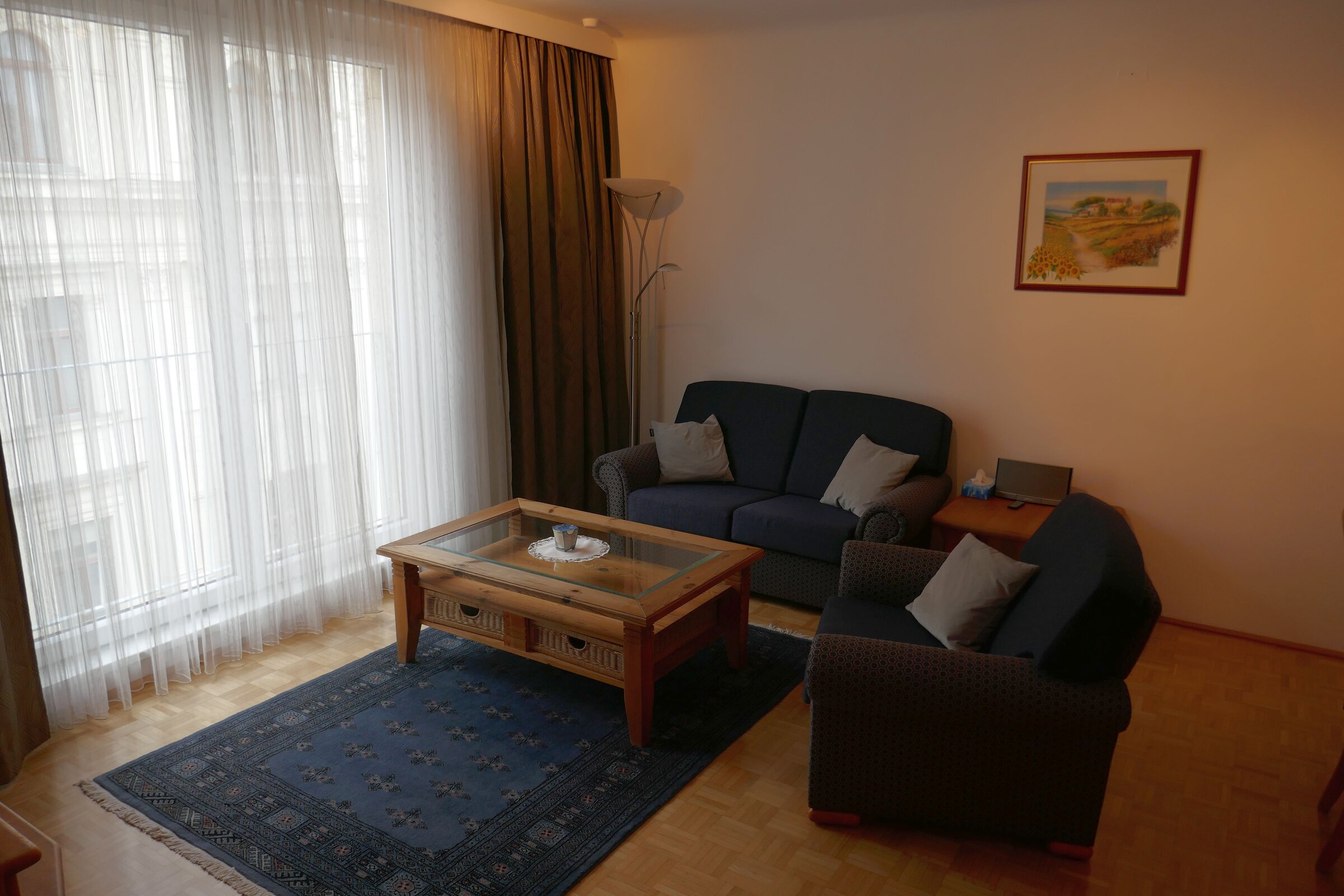 Living and dining room 3