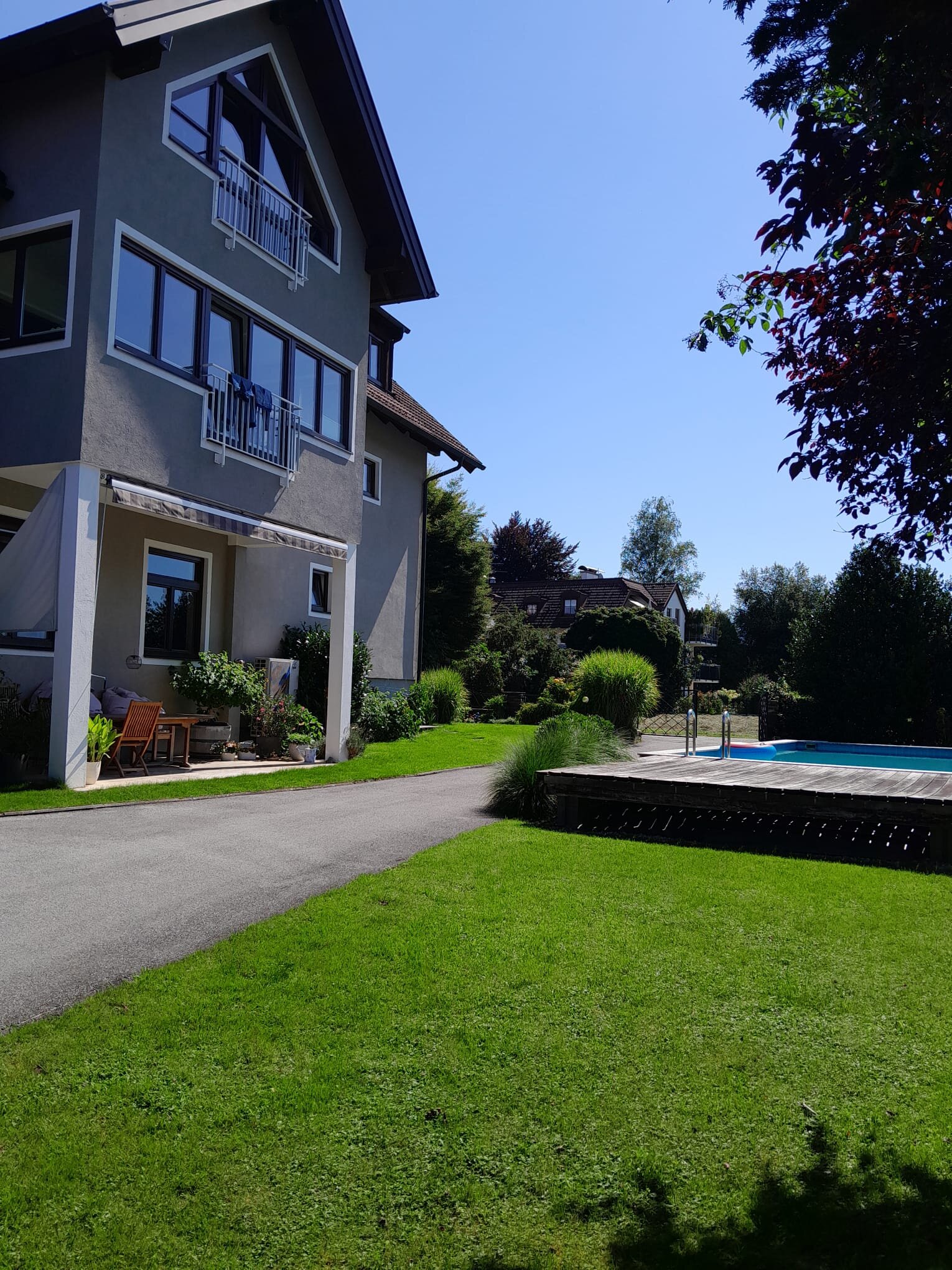 Pool im Sommer | © kaserer