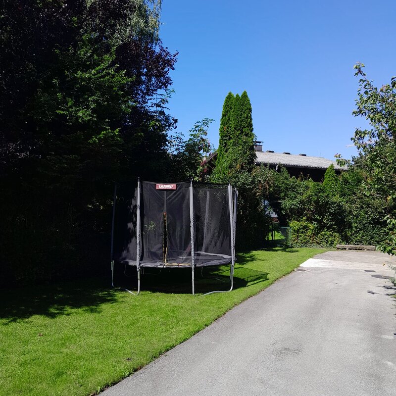 Hüpfburg im Garten | © kaserer