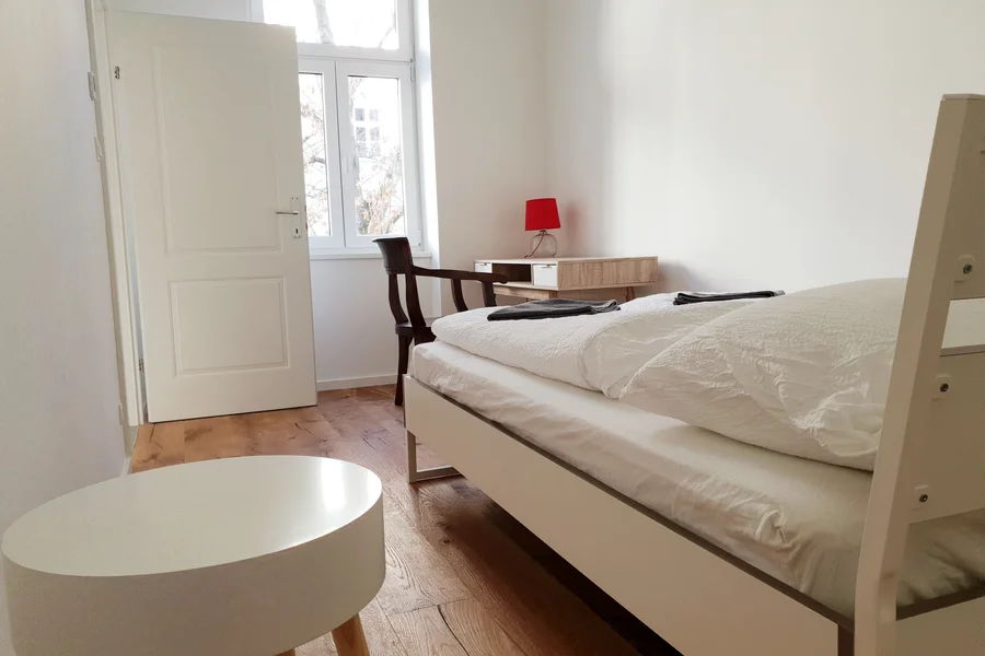 Sleeping room with desk